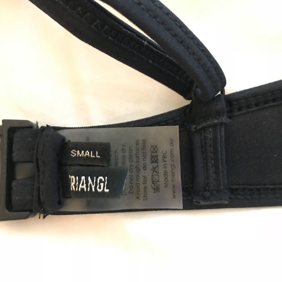 Triangl Milly Noir Top - Picture 2 of 4